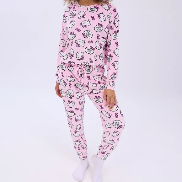 Hello Kitty Printed Velour Jogger Pajama Set - Picture 2 of 3